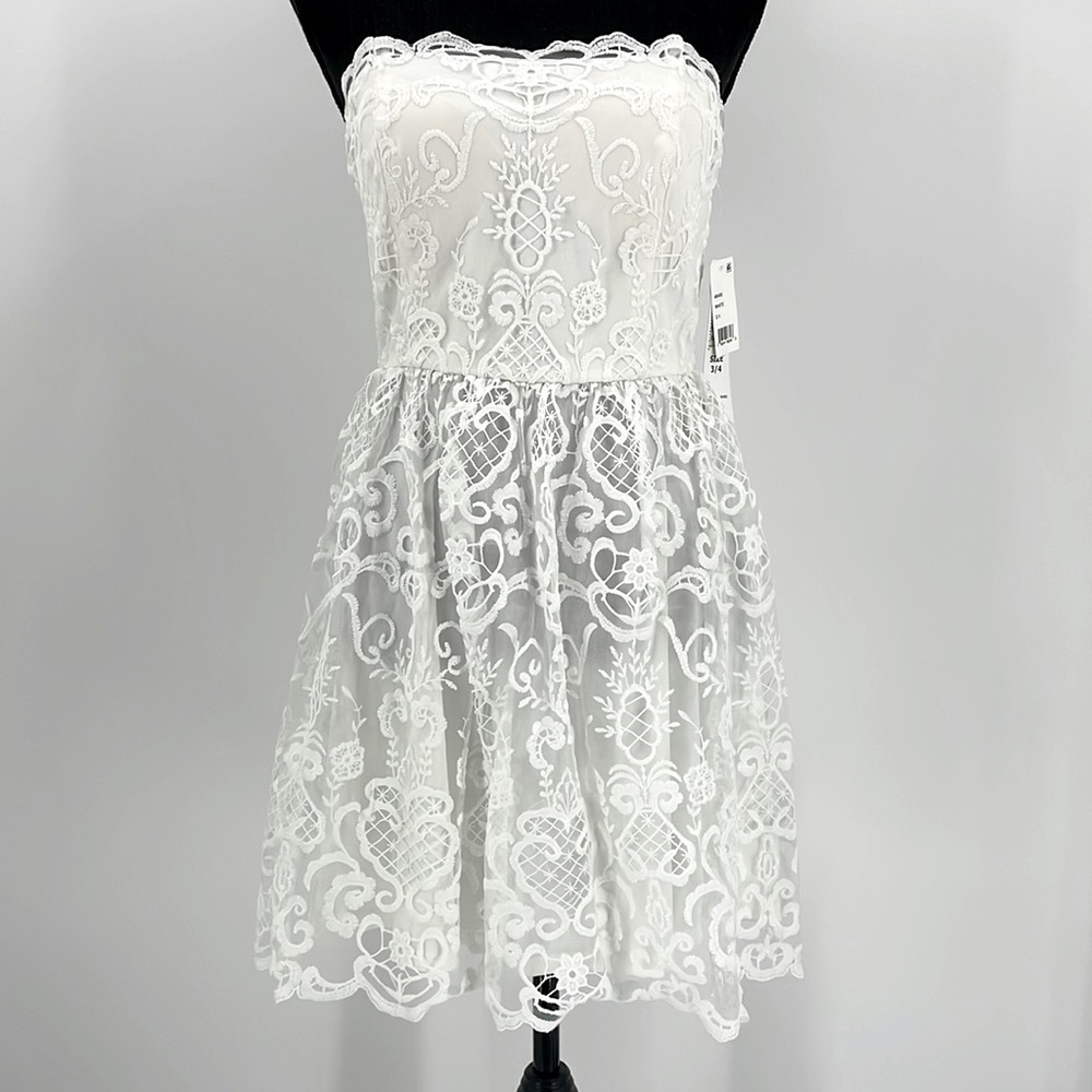 Tiana B. White Detailed Lace Sleeveless Dress Juniors 3/4